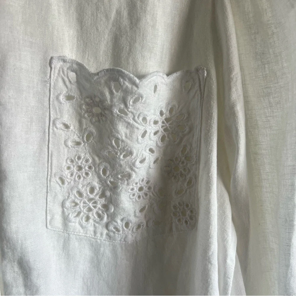 Ann Taylor Elegant White Eyelet Blouse Classic Size M NWT - Picture 7 of 15